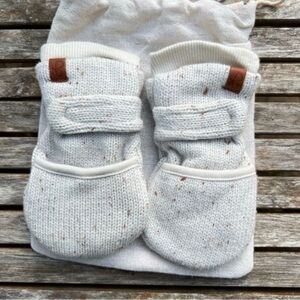 NEW Goumi Kids Shell Knit Baby Mitts 3-6 mo Organic Cotton Gloves Winter Mittens